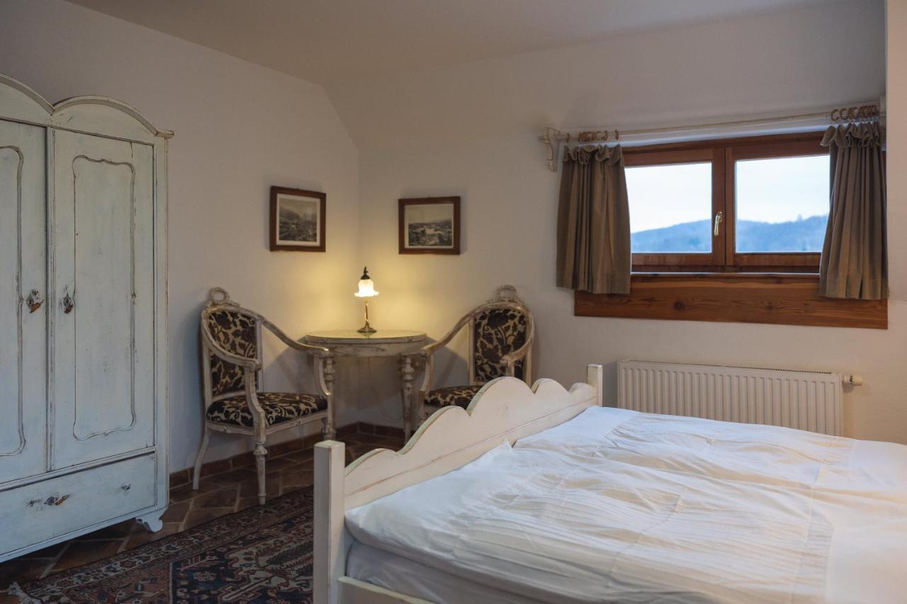 Guesthouse Novak Dvor Exterior photo